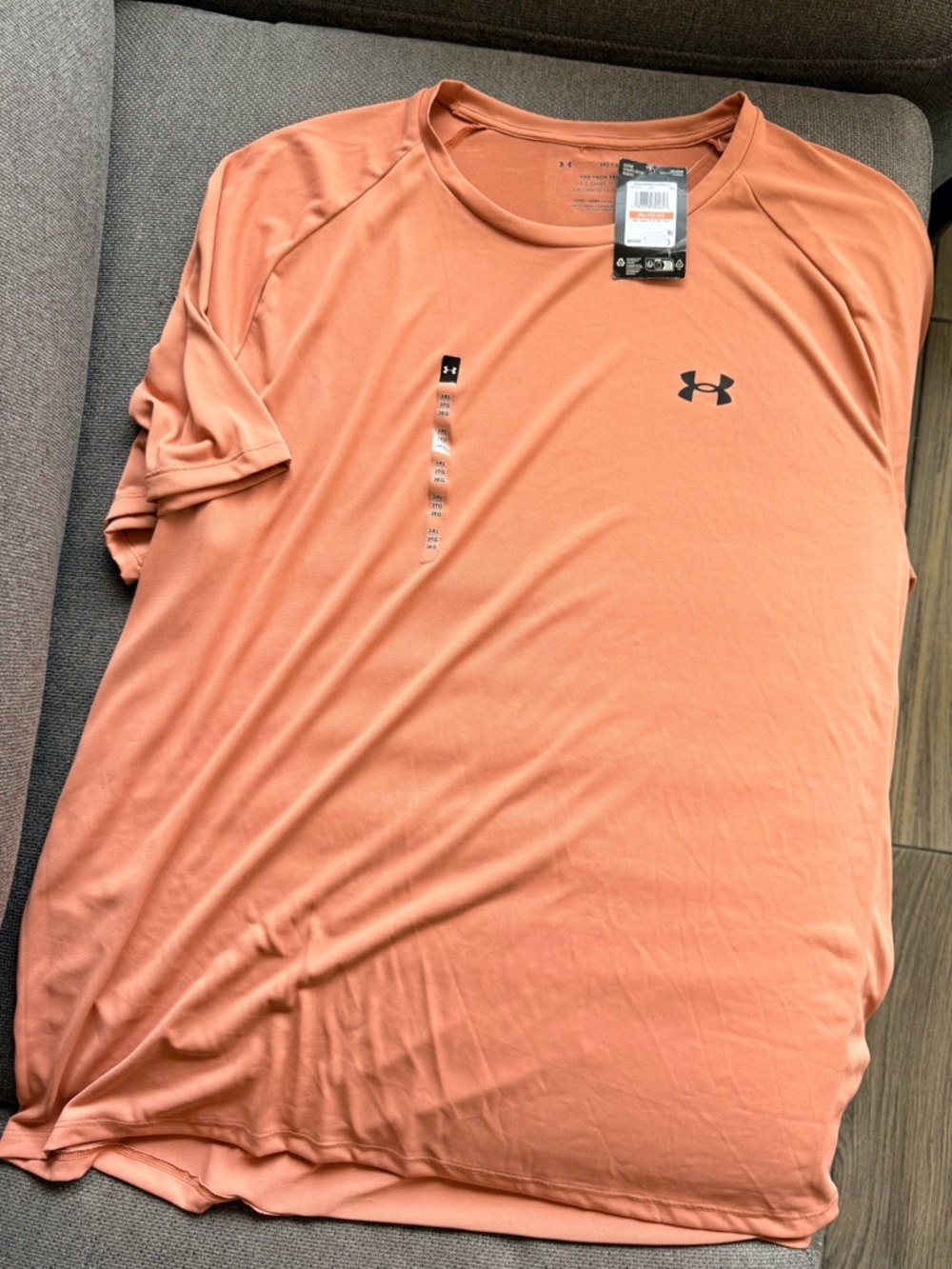 Under Armour Men’s salmon/peach Short-Sleeve Performance Tee 3 xl
